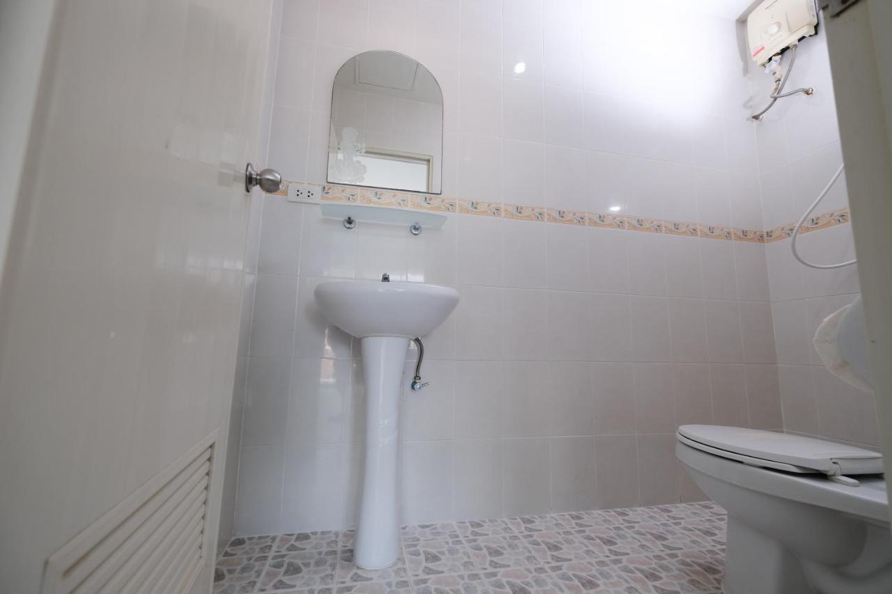 Kiwi Boutique Hotel Patong Екстериор снимка