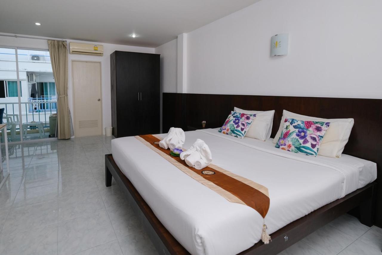 Kiwi Boutique Hotel Patong Екстериор снимка