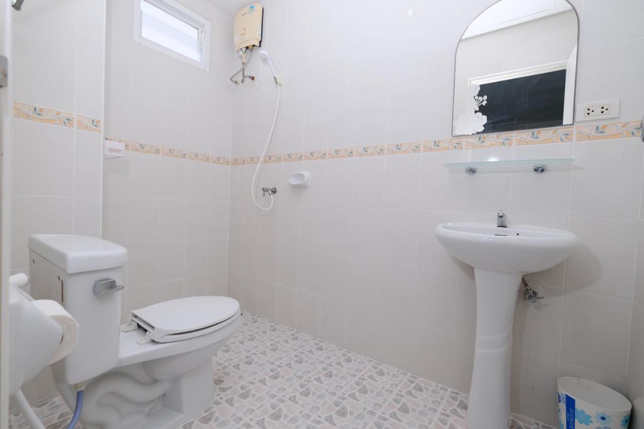 Kiwi Boutique Hotel Patong Екстериор снимка