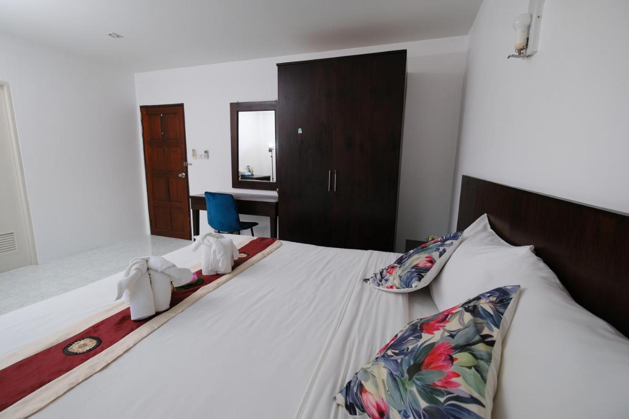 Kiwi Boutique Hotel Patong Екстериор снимка